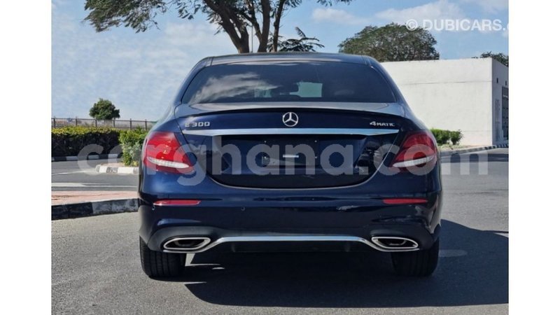 Big with watermark mercedes benz a200 ashanti import dubai 40960