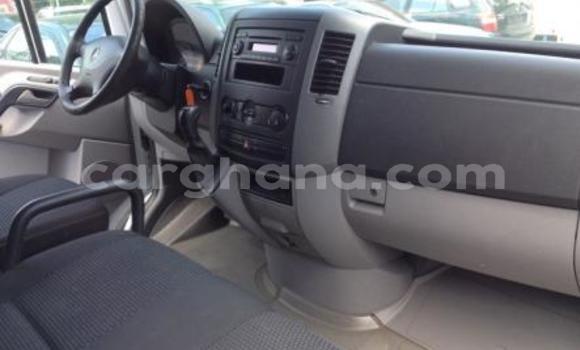 Sayi Na hannu Mercedes‒Benz Vito Sauran Mota in Tema a Greater Accra Sayi Na hannu Mercedes‒Benz Vito Sauran Mota in Tema a Greater Accra