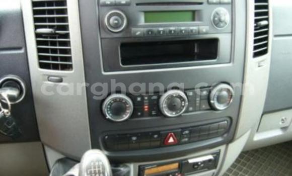Sayi Na hannu Mercedes‒Benz Vito Sauran Mota in Tema a Greater Accra Sayi Na hannu Mercedes‒Benz Vito Sauran Mota in Tema a Greater Accra