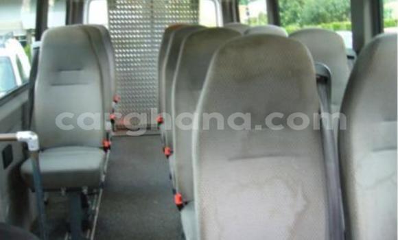 Sayi Na hannu Mercedes‒Benz Vito Sauran Mota in Tema a Greater Accra Sayi Na hannu Mercedes‒Benz Vito Sauran Mota in Tema a Greater Accra