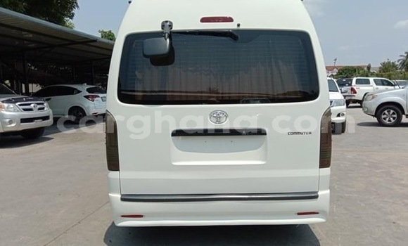 Buy Used Toyota Hiace White Car in Sekondi–Takoradi Metropolitan in Western