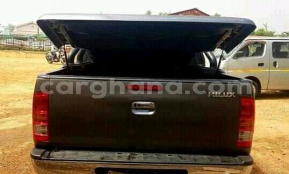 Sayi Na hannu Toyota Hilux Sauran Mota in Tema a Greater Accra Sayi Na hannu Toyota Hilux Sauran Mota in Tema a Greater Accra