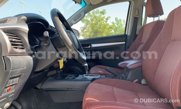 Sayi Imported Toyota Hilux White Mota in Import - Dubai a Ashanti Sayi Imported Toyota Hilux White Mota in Import - Dubai a Ashanti