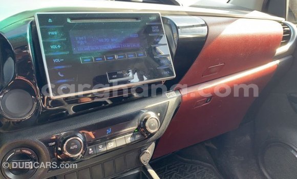 Sayi Imported Toyota Hilux White Mota in Import - Dubai a Ashanti Sayi Imported Toyota Hilux White Mota in Import - Dubai a Ashanti