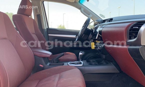 Sayi Imported Toyota Hilux White Mota in Import - Dubai a Ashanti Sayi Imported Toyota Hilux White Mota in Import - Dubai a Ashanti