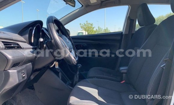 Sayi Imported Toyota Yaris White Mota in Import - Dubai a Ashanti Sayi Imported Toyota Yaris White Mota in Import - Dubai a Ashanti