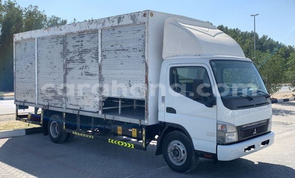 Ra Imported Mitsubishi i funfun Ọkọ̀ in Import - Dubai ni Ashanti Ra Imported Mitsubishi i funfun Ọkọ̀ in Import - Dubai ni Ashanti