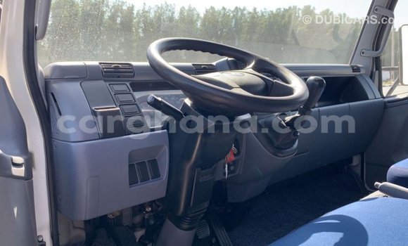 Ra Imported Mitsubishi i funfun Ọkọ̀ in Import - Dubai ni Ashanti Ra Imported Mitsubishi i funfun Ọkọ̀ in Import - Dubai ni Ashanti