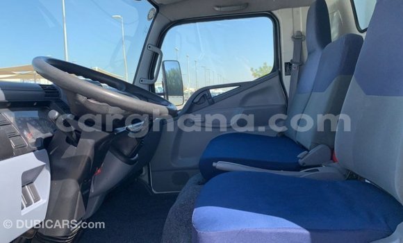 Ra Imported Mitsubishi i funfun Ọkọ̀ in Import - Dubai ni Ashanti Ra Imported Mitsubishi i funfun Ọkọ̀ in Import - Dubai ni Ashanti