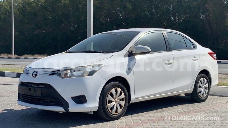 Big with watermark toyota yaris ashanti import dubai 41008