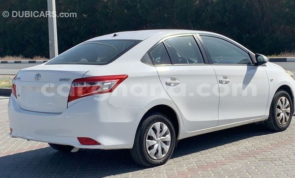 Ra Imported Toyota Yaris funfun Ọkọ̀ in Import - Dubai ni Ashanti Ra Imported Toyota Yaris funfun Ọkọ̀ in Import - Dubai ni Ashanti