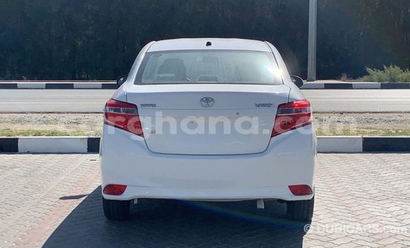 Ra Imported Toyota Yaris funfun Ọkọ̀ in Import - Dubai ni Ashanti Ra Imported Toyota Yaris funfun Ọkọ̀ in Import - Dubai ni Ashanti
