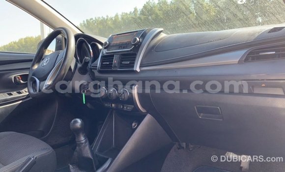 Ra Imported Toyota Yaris funfun Ọkọ̀ in Import - Dubai ni Ashanti Ra Imported Toyota Yaris funfun Ọkọ̀ in Import - Dubai ni Ashanti
