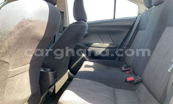 Ra Imported Toyota Yaris funfun Ọkọ̀ in Import - Dubai ni Ashanti Ra Imported Toyota Yaris funfun Ọkọ̀ in Import - Dubai ni Ashanti
