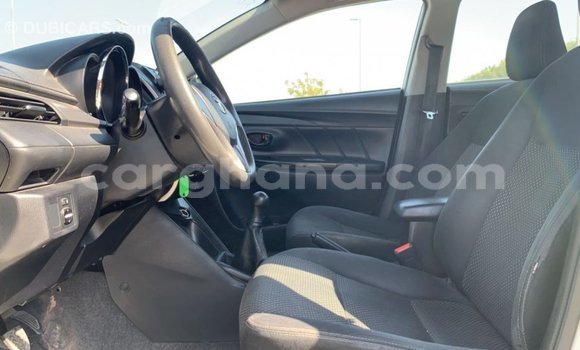 Ra Imported Toyota Yaris funfun Ọkọ̀ in Import - Dubai ni Ashanti Ra Imported Toyota Yaris funfun Ọkọ̀ in Import - Dubai ni Ashanti