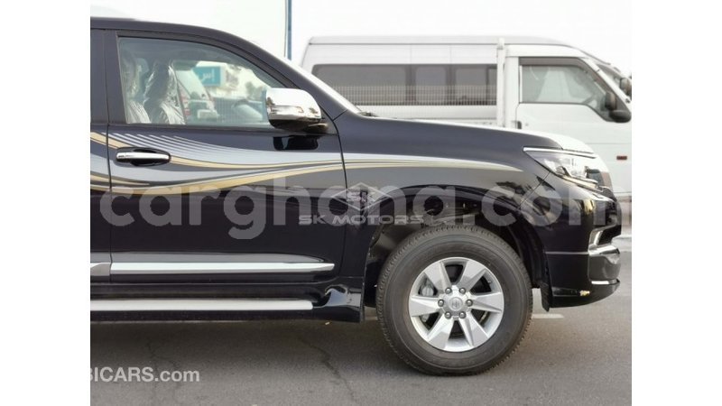 Big with watermark toyota prado ashanti import dubai 41019