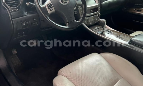 Sayi Na hannu Lexus IS Red Mota in Tema a Greater Accra Sayi Na hannu Lexus IS Red Mota in Tema a Greater Accra