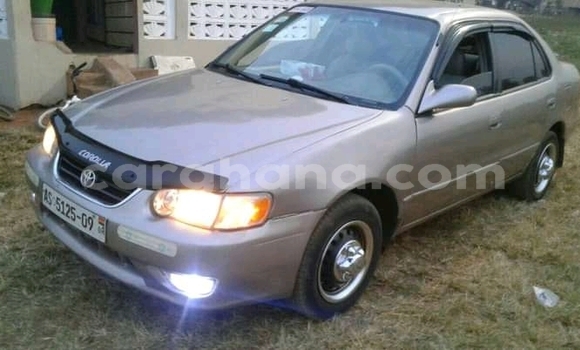 Ra Àlòkù Toyota Corolla Silver Ọkọ̀ in Accra ni Greater Accra