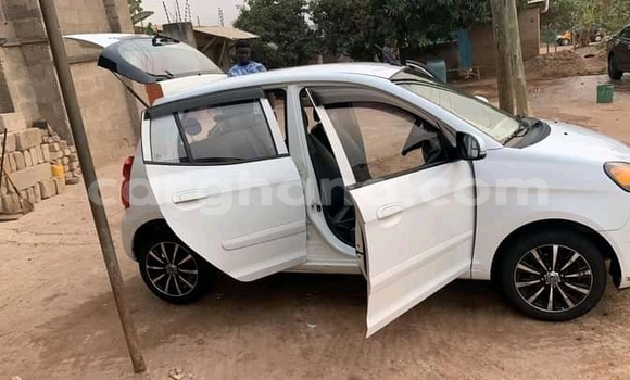 Sayi Na hannu Kia Morning White Mota in Accra a Greater Accra Sayi Na hannu Kia Morning White Mota in Accra a Greater Accra