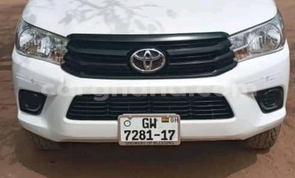 Ra Àlòkù Toyota Hilux Miiran Ọkọ̀ in Accra ni Greater Accra