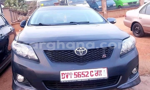 Sayi Na hannu Toyota Corolla Brown Mota in Accra a Greater Accra Sayi Na hannu Toyota Corolla Brown Mota in Accra a Greater Accra
