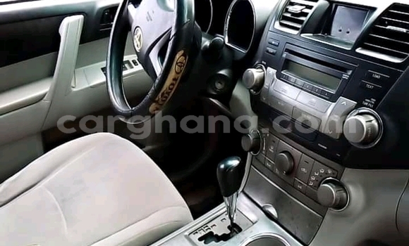 Buy Used Toyota Highlander Other Car in Accra in Greater Accra Buy Used Toyota Highlander Other Car in Accra in Greater Accra