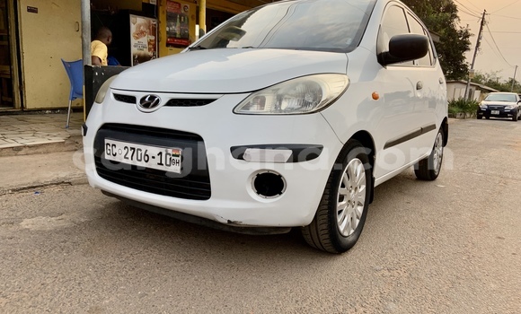Buy Used Hyundai i10 White Car in Accra in Greater Accra Buy Used Hyundai i10 White Car in Accra in Greater Accra