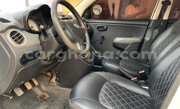 Buy Used Hyundai i10 White Car in Accra in Greater Accra Buy Used Hyundai i10 White Car in Accra in Greater Accra