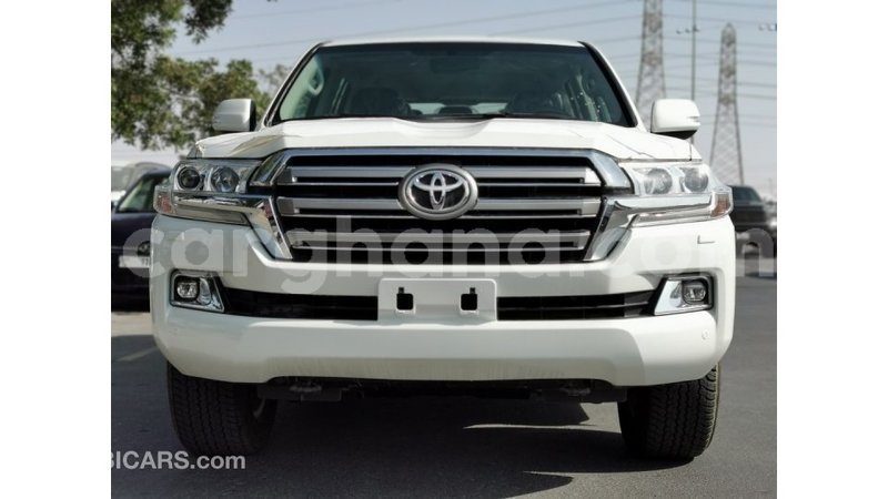 Big with watermark toyota land cruiser ashanti import dubai 41125