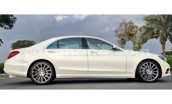 Ra Imported Mercedes-Benz A200 funfun Ọkọ̀ in Import - Dubai ni Ashanti Ra Imported Mercedes-Benz A200 funfun Ọkọ̀ in Import - Dubai ni Ashanti