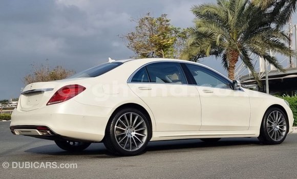 Ra Imported Mercedes-Benz A200 funfun Ọkọ̀ in Import - Dubai ni Ashanti Ra Imported Mercedes-Benz A200 funfun Ọkọ̀ in Import - Dubai ni Ashanti