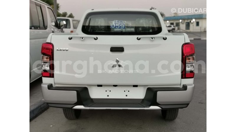 Big with watermark mitsubishi l200 ashanti import dubai 41128