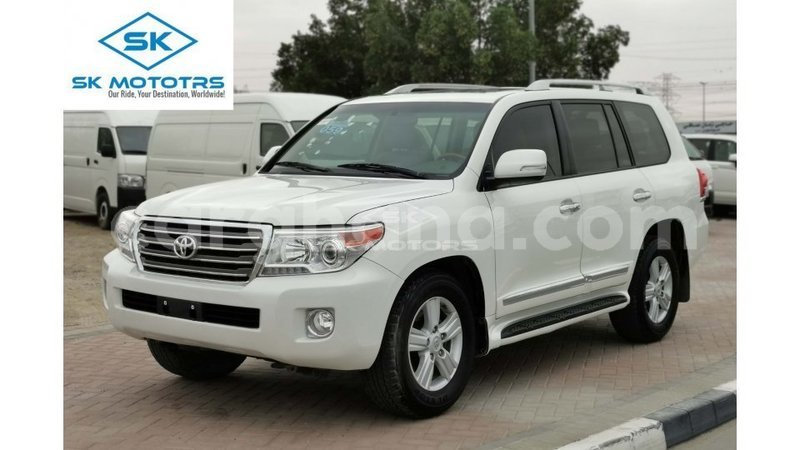 Big with watermark toyota land cruiser ashanti import dubai 41129