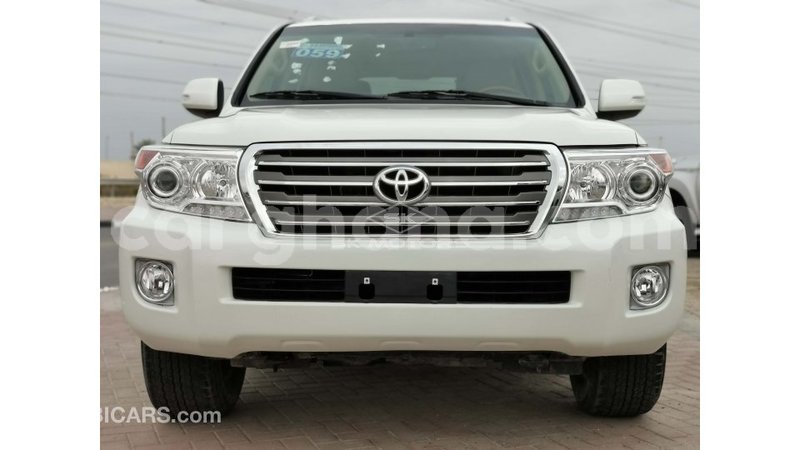 Big with watermark toyota land cruiser ashanti import dubai 41129