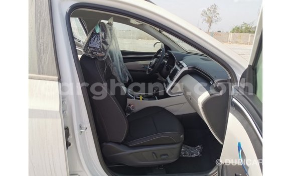 Buy Import Hyundai Tucson White Car in Import - Dubai in Ashanti Buy Import Hyundai Tucson White Car in Import - Dubai in Ashanti