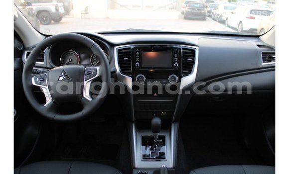 Sayi Imported Mitsubishi L200 Brown Mota in Import - Dubai a Ashanti Sayi Imported Mitsubishi L200 Brown Mota in Import - Dubai a Ashanti