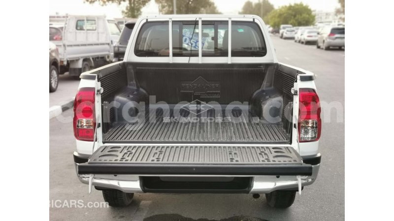 Big with watermark toyota hilux ashanti import dubai 41139