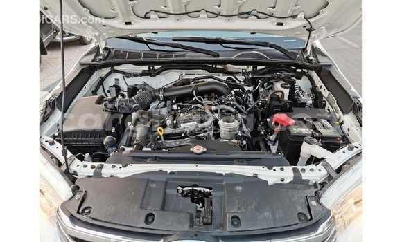 Buy Import Toyota Hilux White Car in Import - Dubai in Ashanti Buy Import Toyota Hilux White Car in Import - Dubai in Ashanti