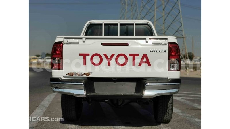 Big with watermark toyota hilux ashanti import dubai 41144