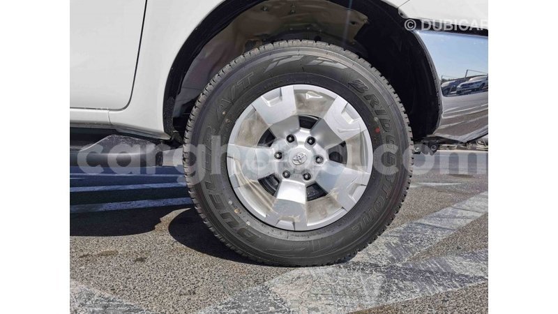 Big with watermark toyota hilux ashanti import dubai 41144