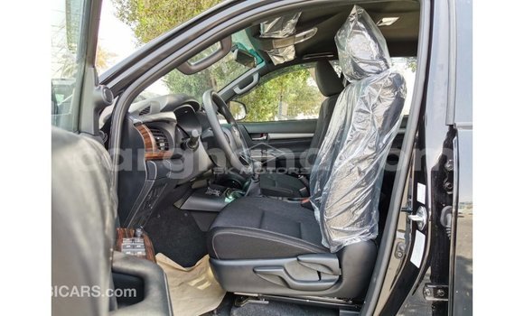 Buy Import Toyota Hilux Black Car in Import - Dubai in Ashanti Buy Import Toyota Hilux Black Car in Import - Dubai in Ashanti