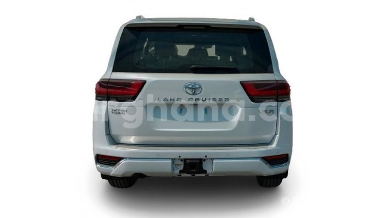 Big with watermark toyota land cruiser ashanti import dubai 41148