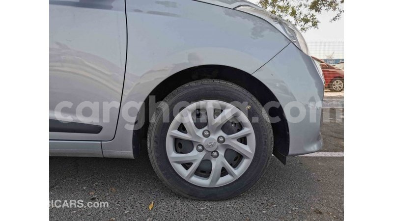 Big with watermark hyundai i10 ashanti import dubai 41154