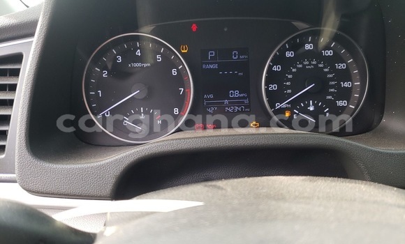 Sayi Na hannu Hyundai Elantra Azurfa Mota in Tema a Greater Accra Sayi Na hannu Hyundai Elantra Azurfa Mota in Tema a Greater Accra