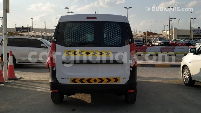 Big with watermark renault dokker ashanti import dubai 41187