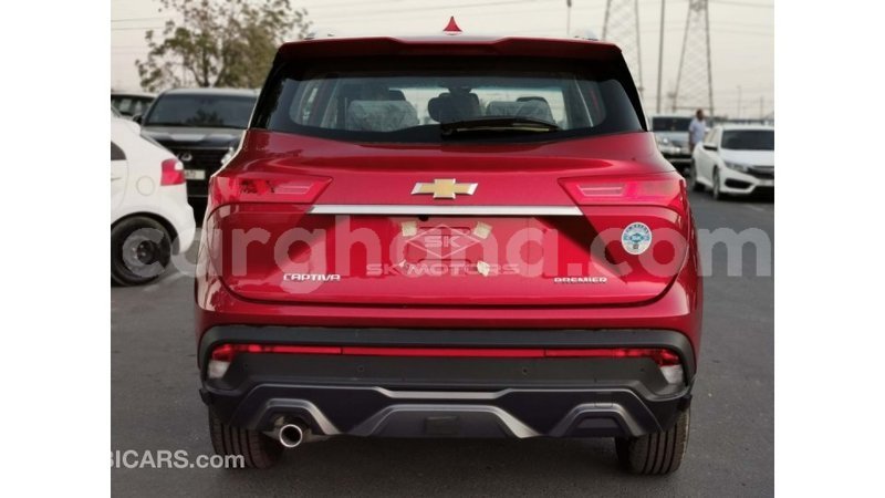 Big with watermark chevrolet captiva ashanti import dubai 41189