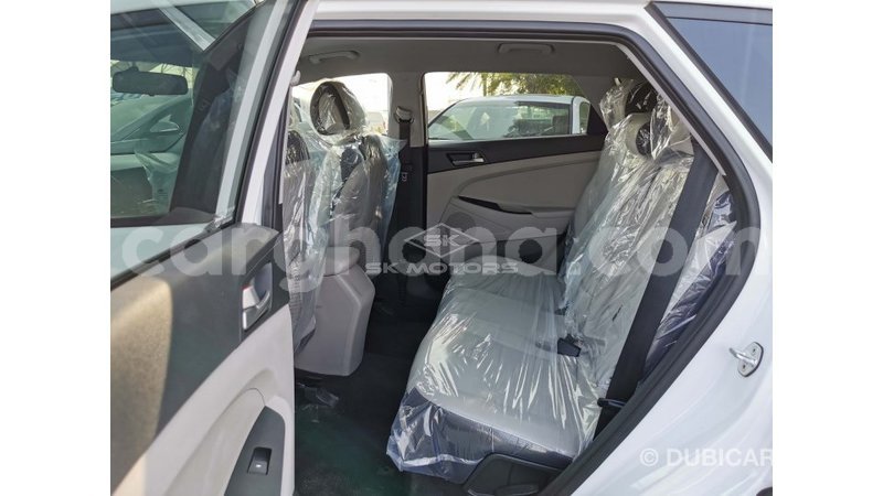 Big with watermark hyundai tucson ashanti import dubai 41191