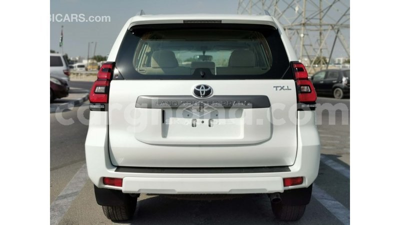 Big with watermark toyota prado ashanti import dubai 41194