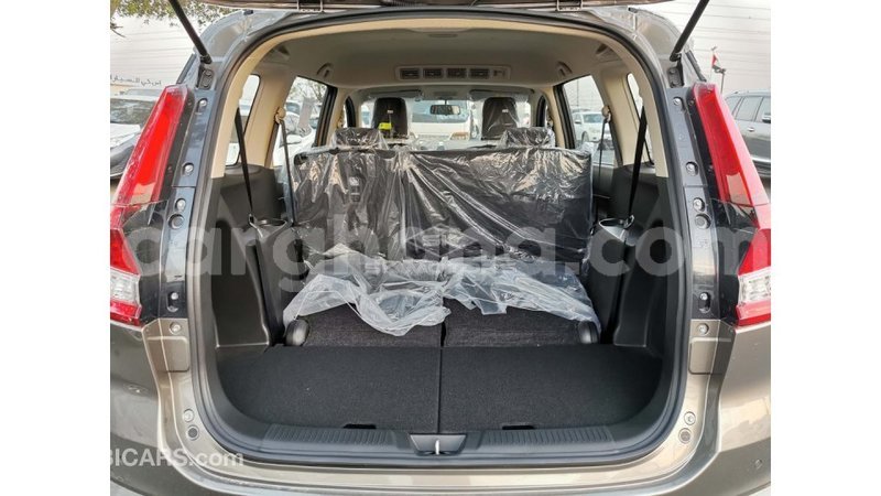 Big with watermark suzuki ertiga ashanti import dubai 41198