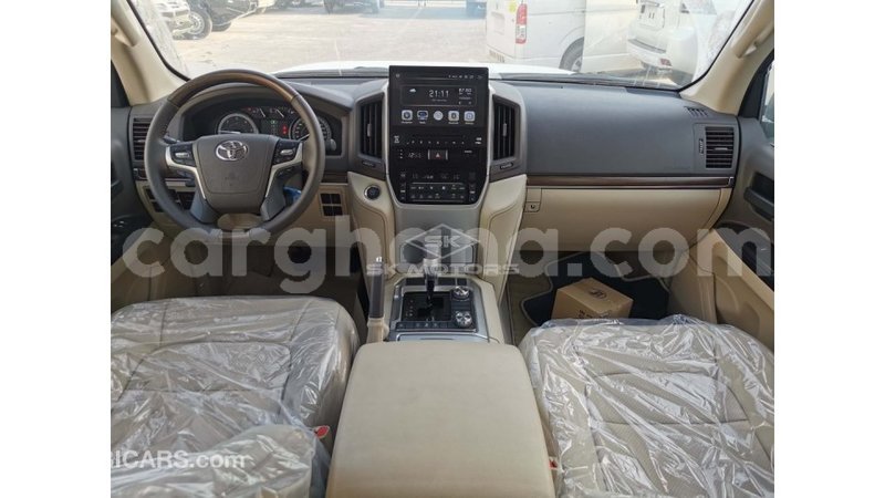 Big with watermark toyota land cruiser ashanti import dubai 41199